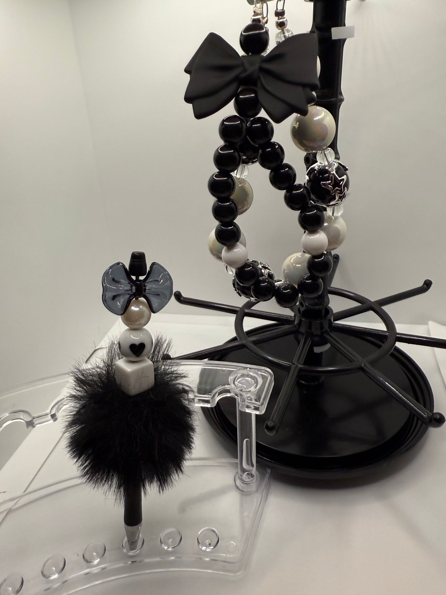 Black & White Handbag/Phone Charm & Pen Set